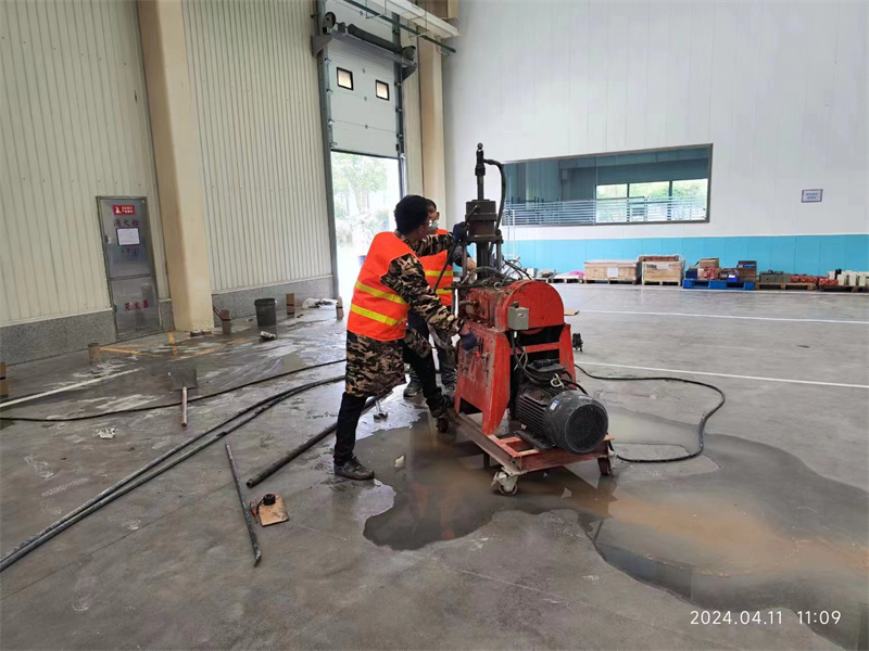 达孜厂房地面下沉塌陷注浆加固施工